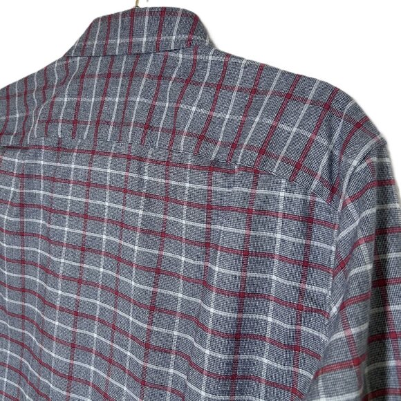 Untuckit Shirt Men's‎ Medium Gray-Red Plaid Long Sleeve Poly Blend Button Up - Picture 5 of 10